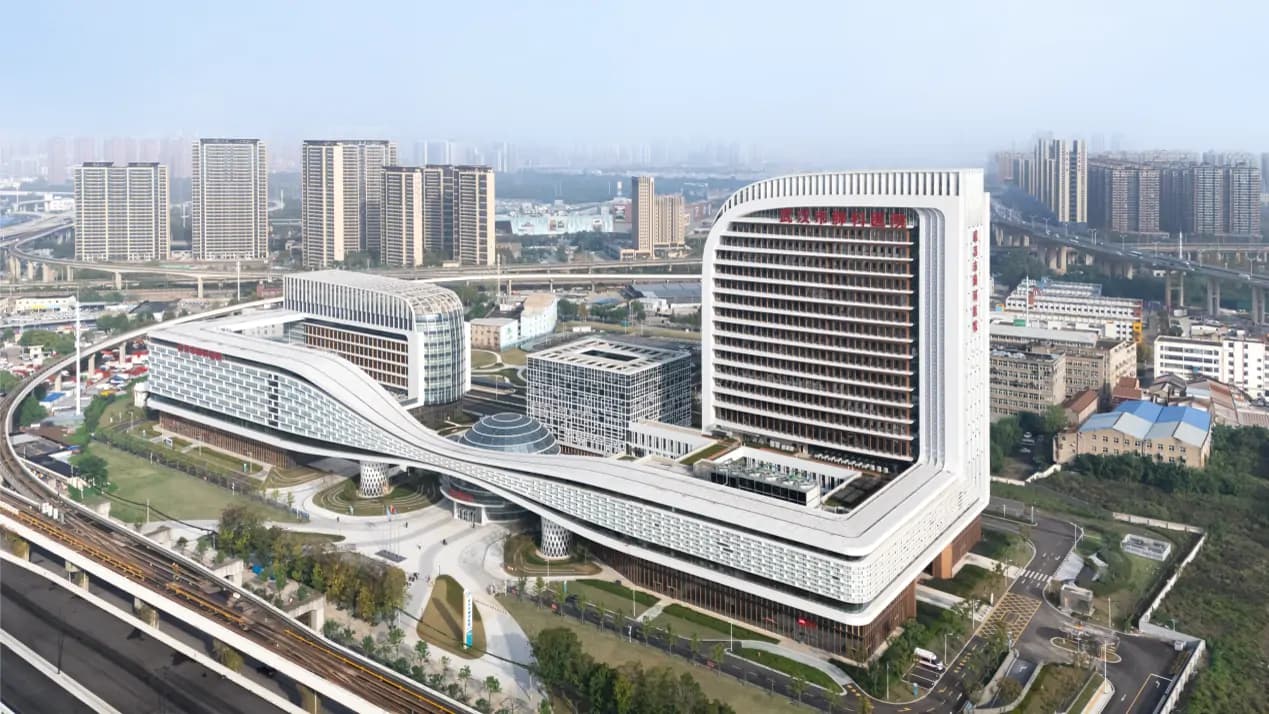 Wuhan Pulmonary Hospital, Wuhan Tuberculosis Control Institute exterior