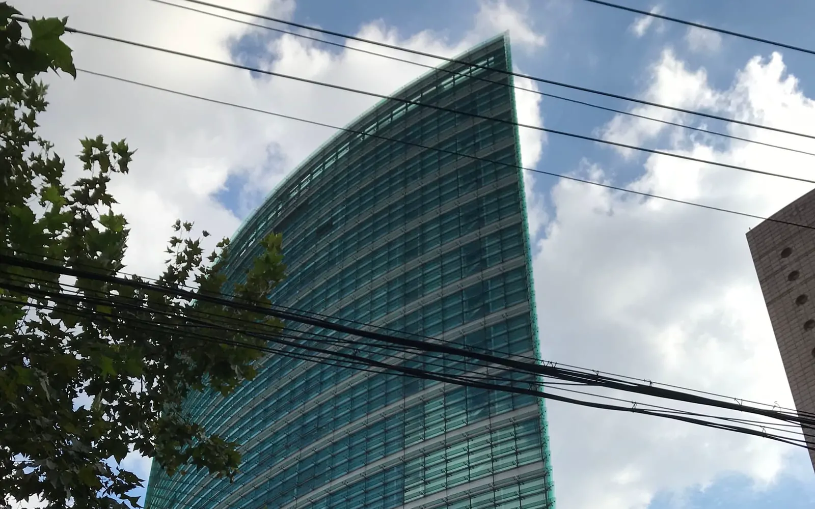 Zhongshan Hospital, Fudan University exterior